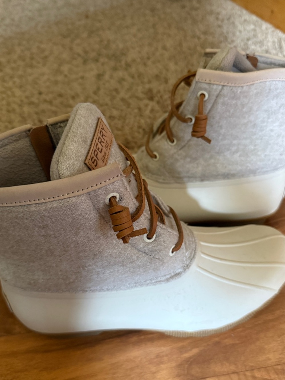 Sperry Women's Light Gray and Tan Duck Boots size 9